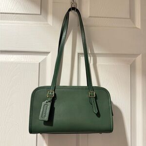 Coach Hunter Green Swing Zip Bag